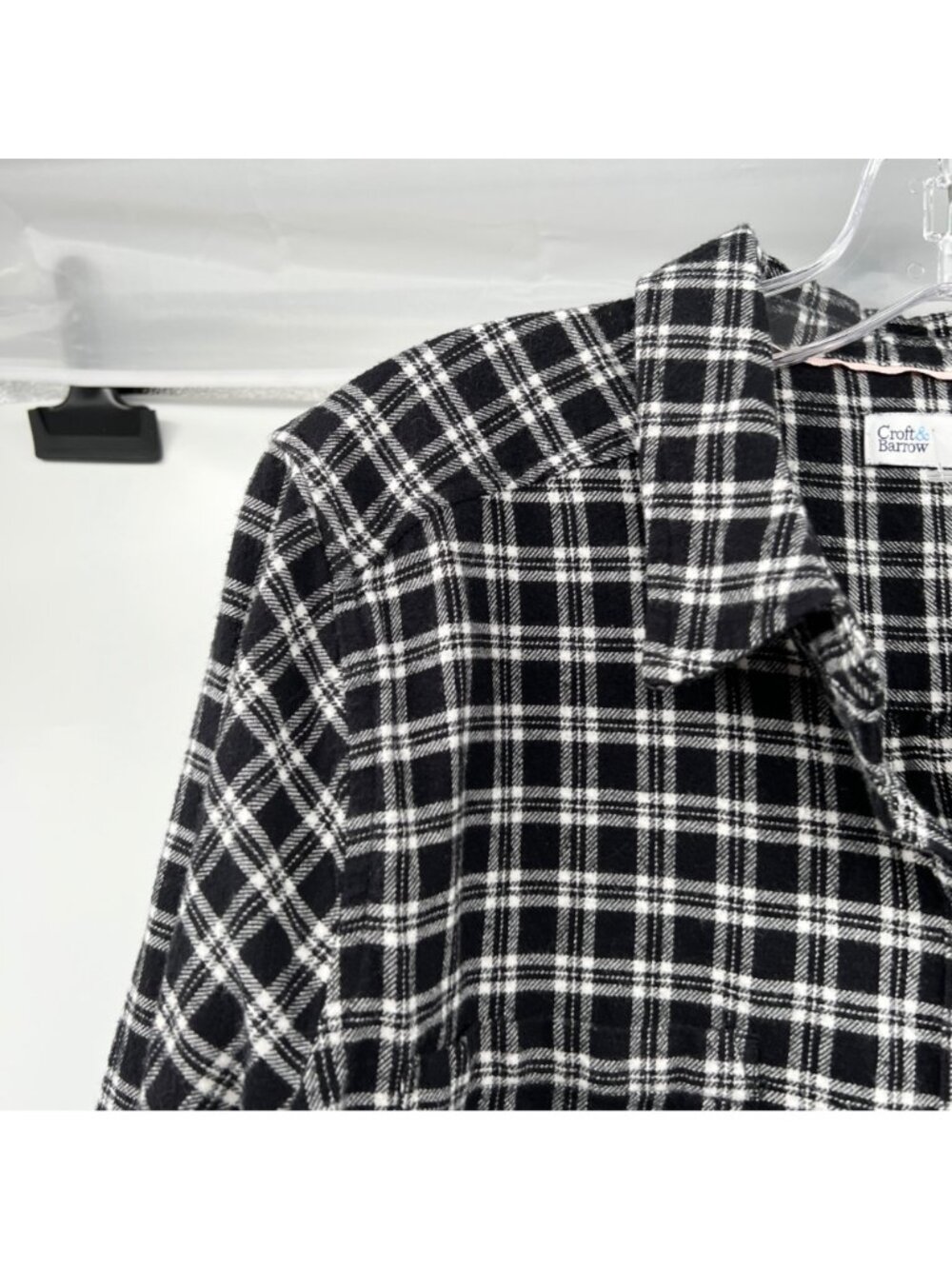 Croft & Barrow Womens Plaid Button Up Top Long Sleeve Black/White Size Large - Picture 5 of 9